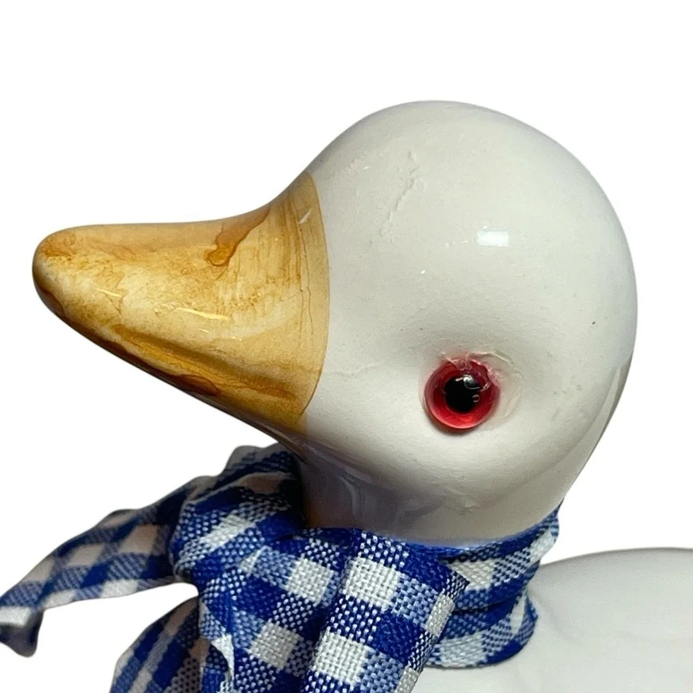 Ceramic Country Farmhouse Goose Blue Gingham Neck Ribbon & Red Beaded Eyes‎ 5